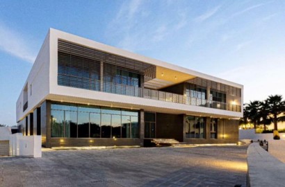 8 BEDROOM MANSION FOR SALE IN MBRC DISTRICT ONE